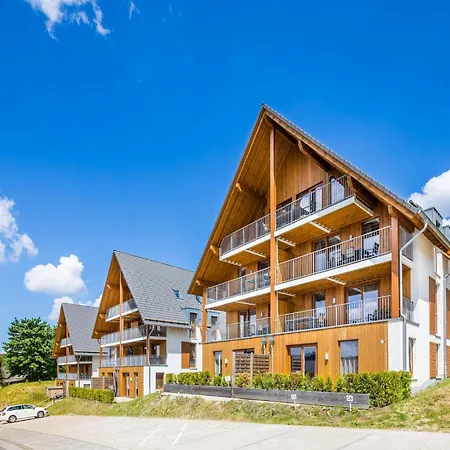 Apartment Spacious, Modern Apartment, Ten Minutes Walk From The Centre *